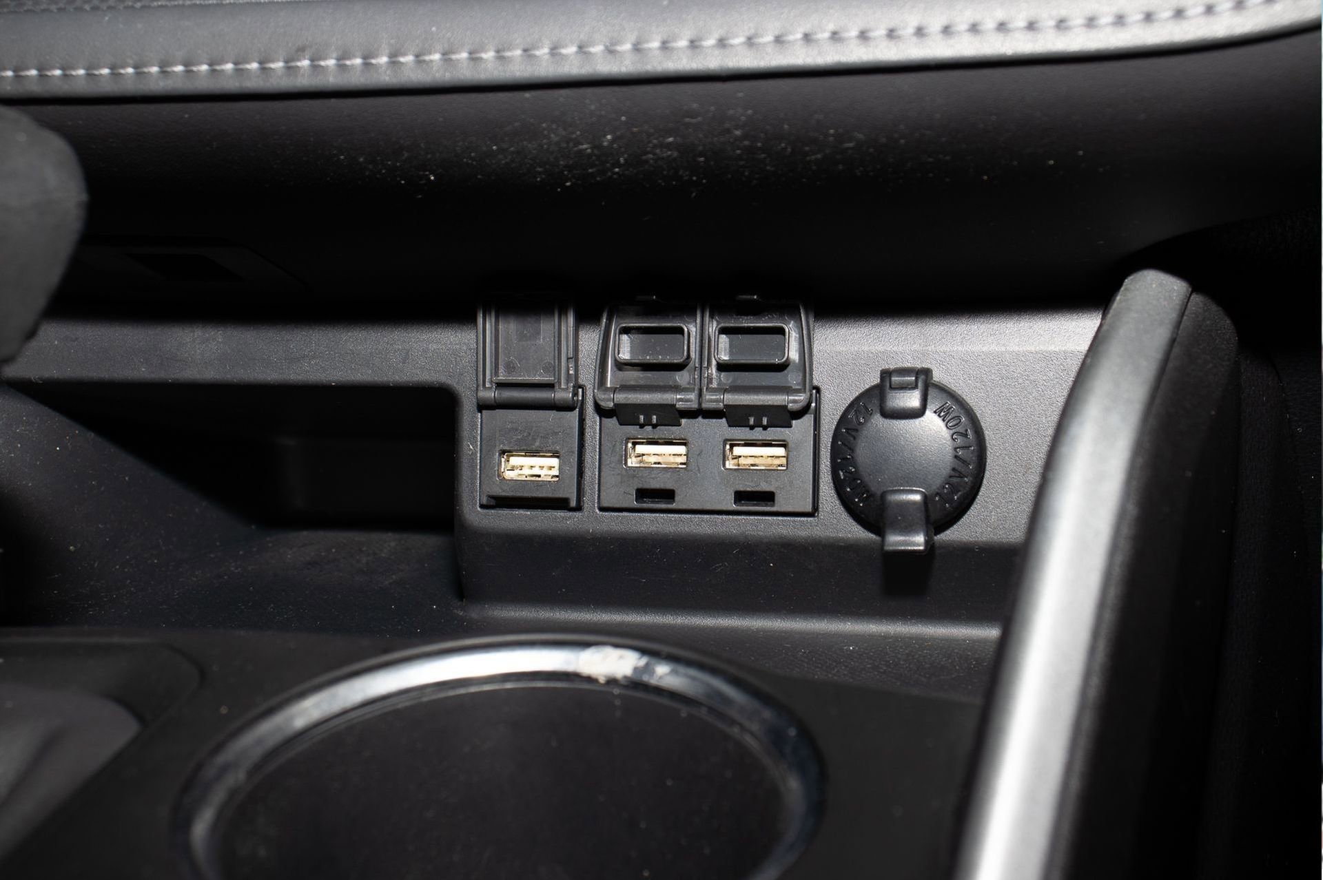 Used 2020 Toyota Highlander L image 24