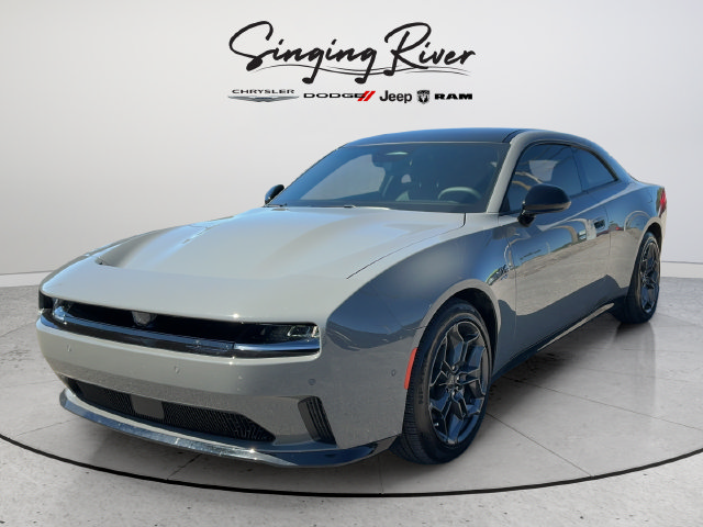 Used 2025 Dodge Charger Daytona R/T w/ Sun & Sound Package AWD/4WD image 3
