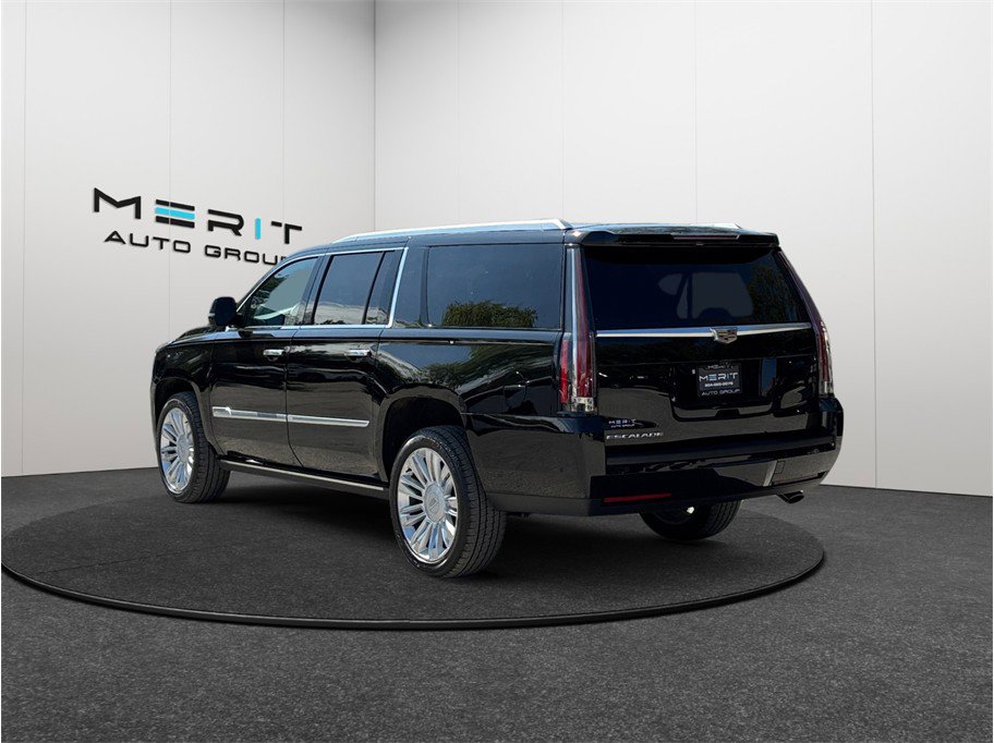 Used 2019 Cadillac Escalade ESV Platinum image 7