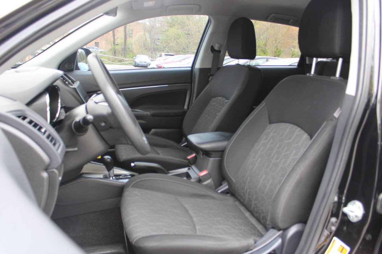Used 2024 Mitsubishi Outlander Sport AWD image 23
