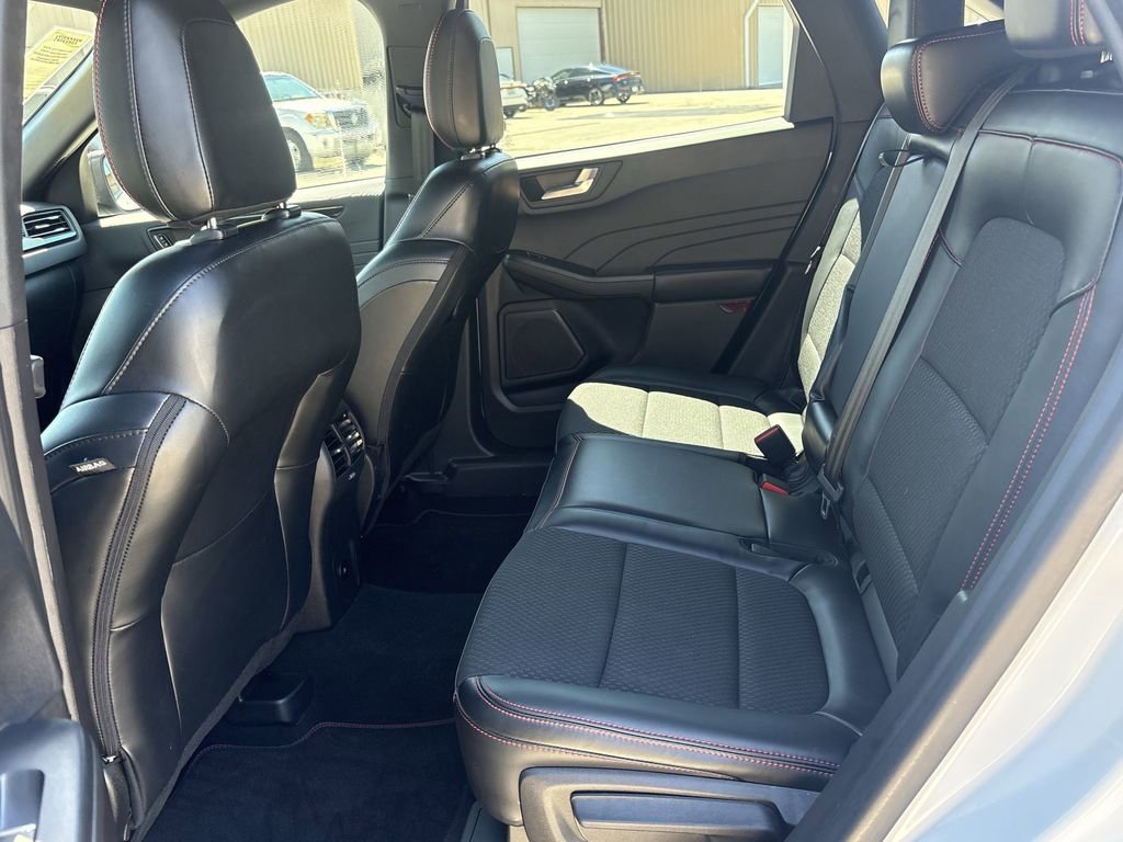 Used 2023 Ford Escape ST-Line w/ Tech Pack #1 FWD image 24
