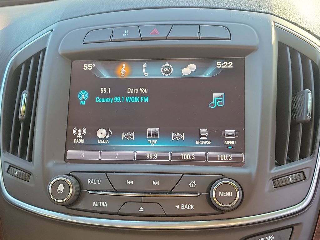 Used 2016 Buick Regal image 25