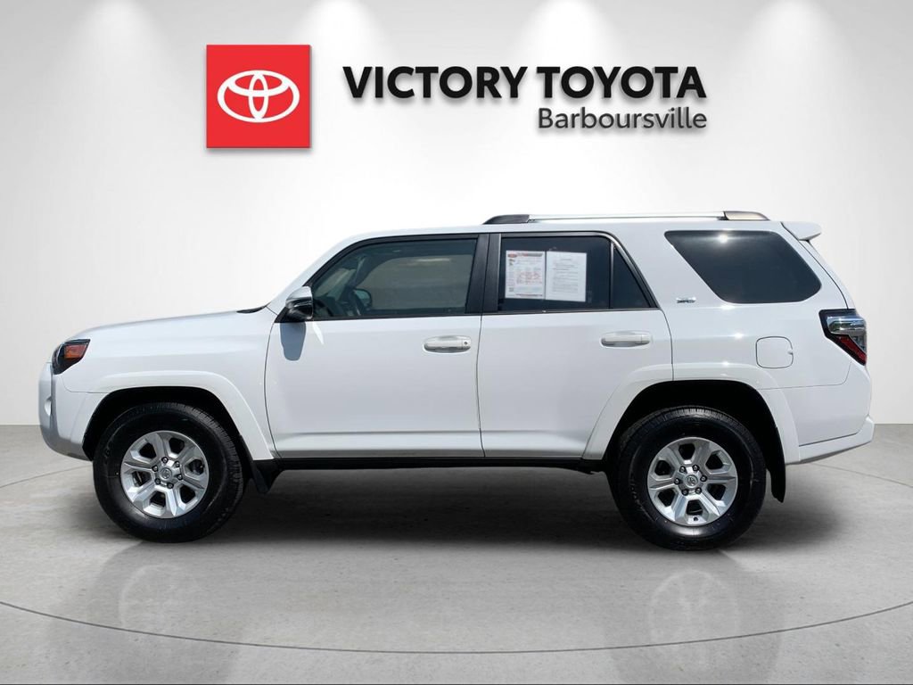 Used 2023 Toyota 4Runner SR5 Premium w/ Moonroof Package RWD image 2