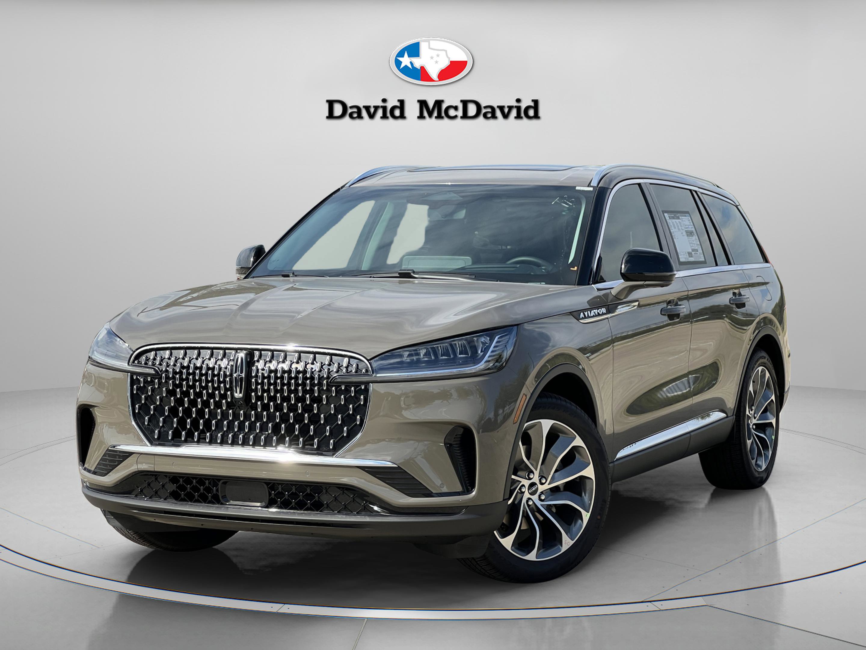 New 2025 Lincoln Aviator Reserve RWD image 2