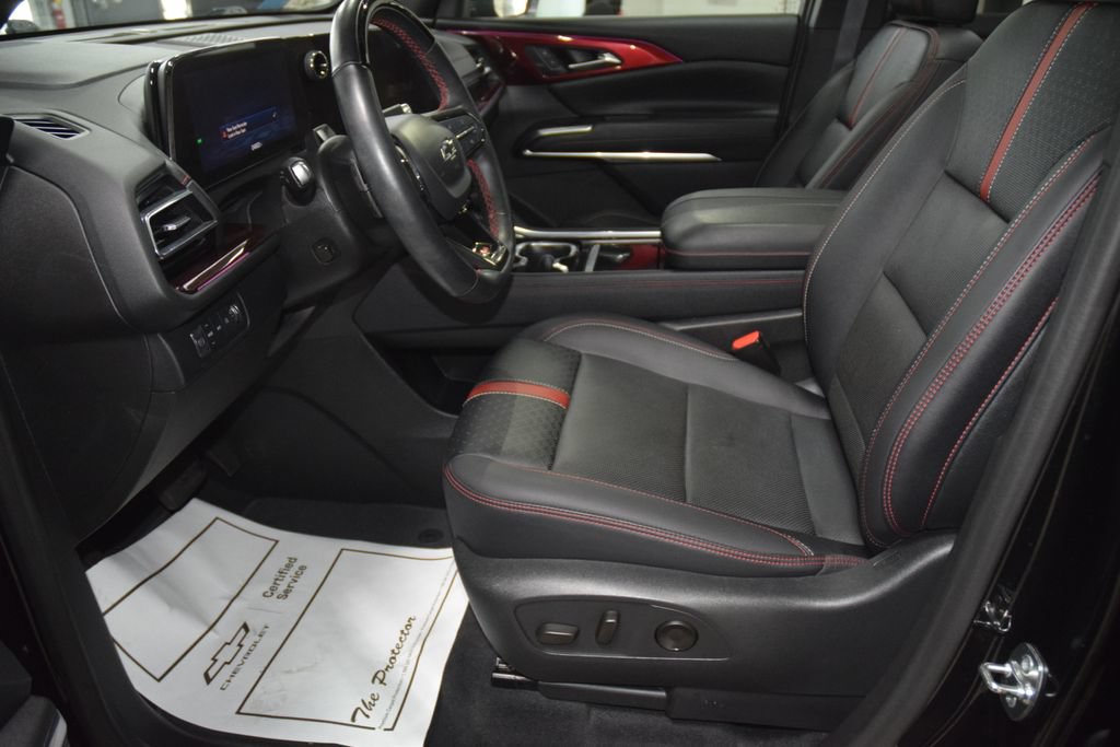 Used 2024 Chevrolet Traverse RS w/ LPO, Floor Liner Package AWD/4WD image 41