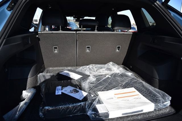 New 2026 Volkswagen Tiguan SE R-Line image 25