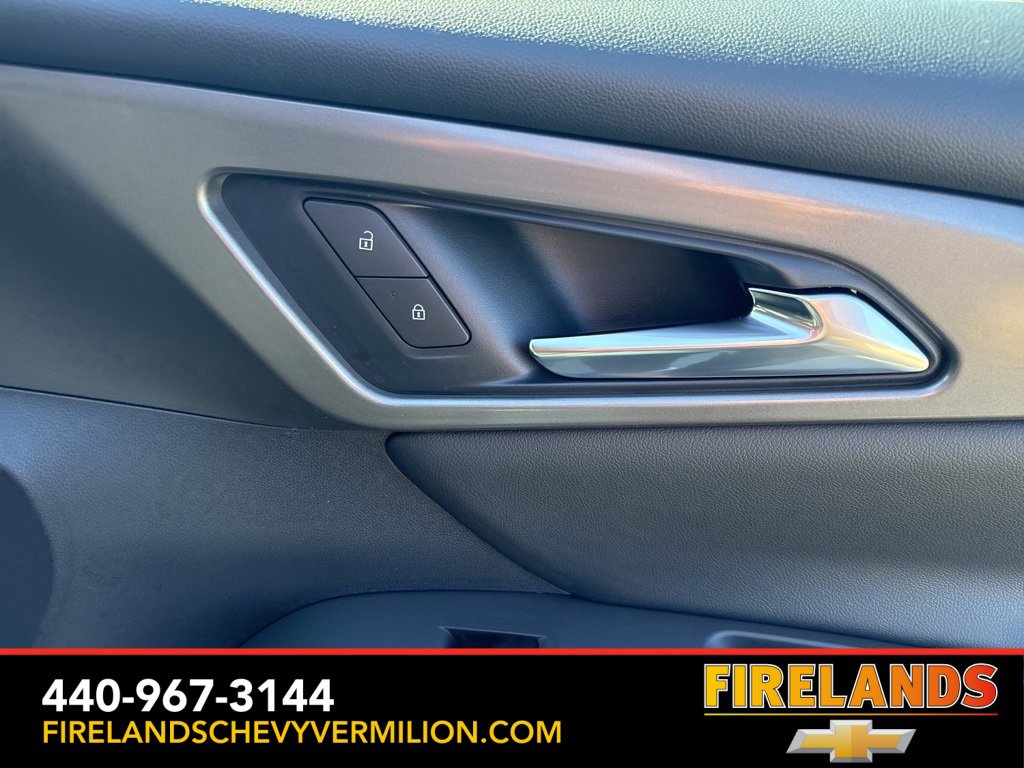 New 2026 Chevrolet Traverse LT w/ Driver Confidence Package image 39