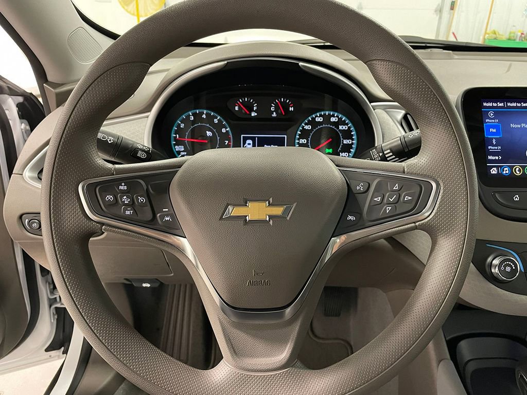 Used 2024 Chevrolet Malibu LS w/ Driver Confidence Package image 29