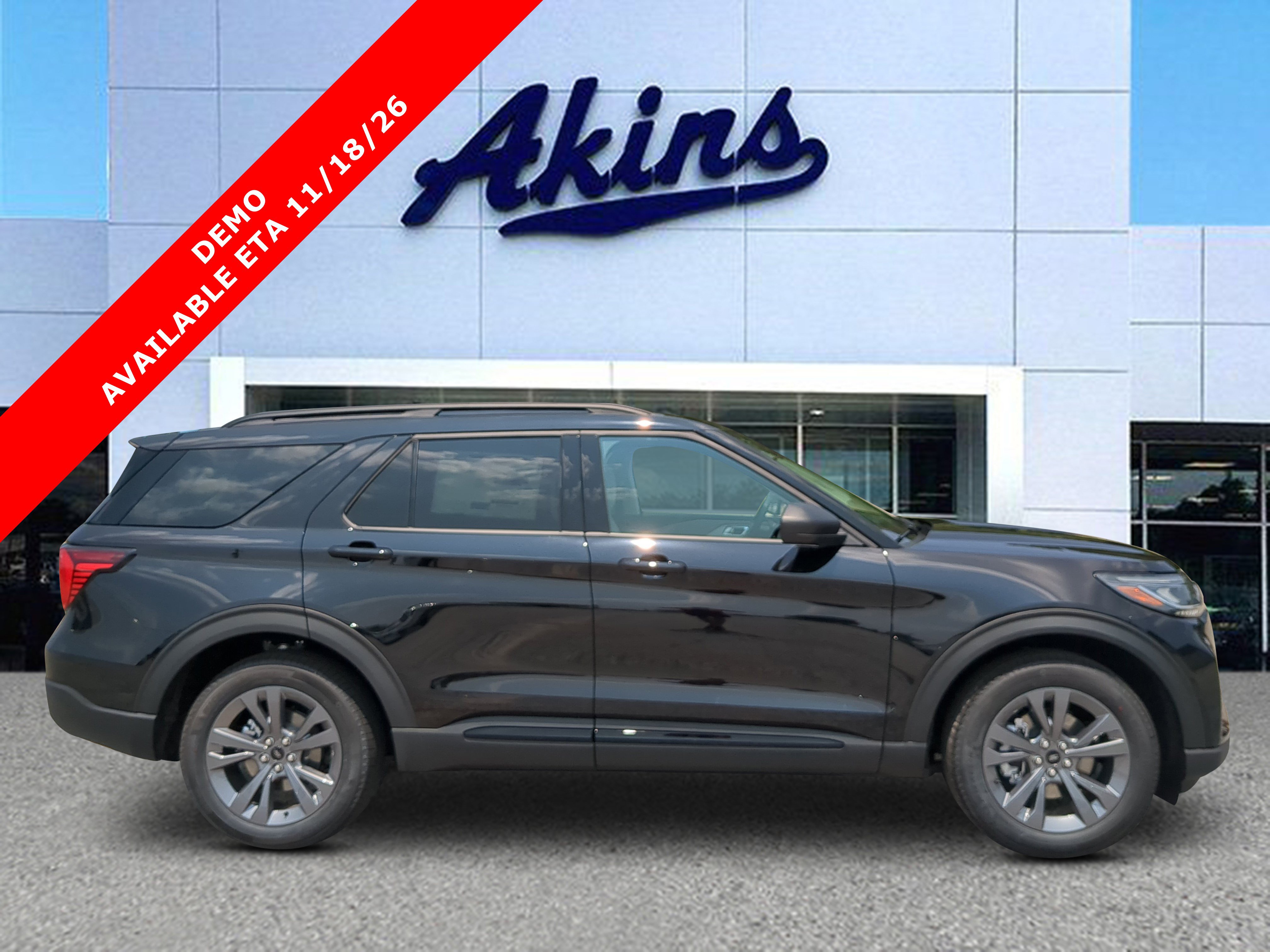 New 2026 Ford Explorer Active w/ Active Comfort Package AWD/4WD image 1