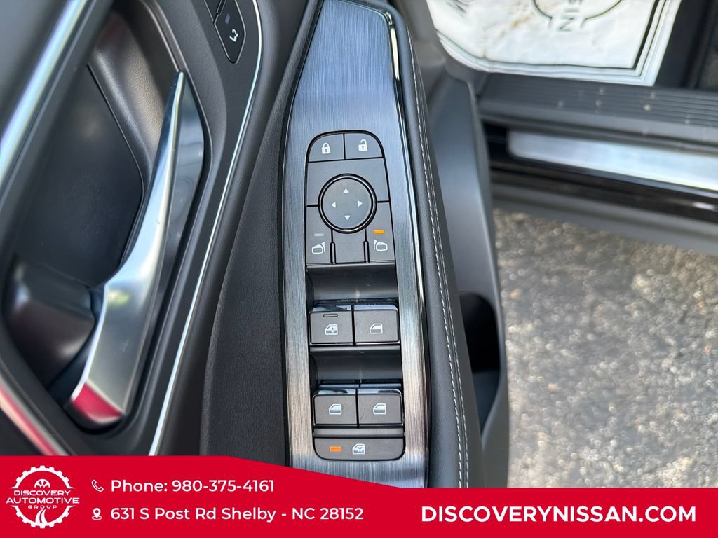 New 2026 Nissan Rogue Platinum AWD/4WD image 12