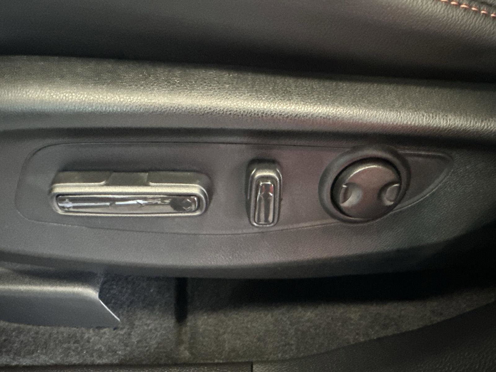 Certified 2025 Honda CR-V Sport-L image 33