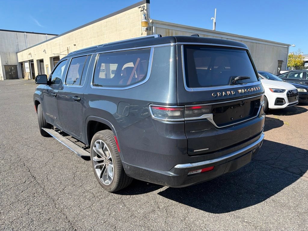Used 2023 Jeep Grand Wagoneer L Series III AWD/4WD image 3
