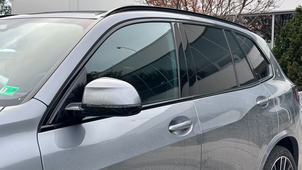 Used 2026 BMW X5 xDrive40i w/ M Sport Package image 13