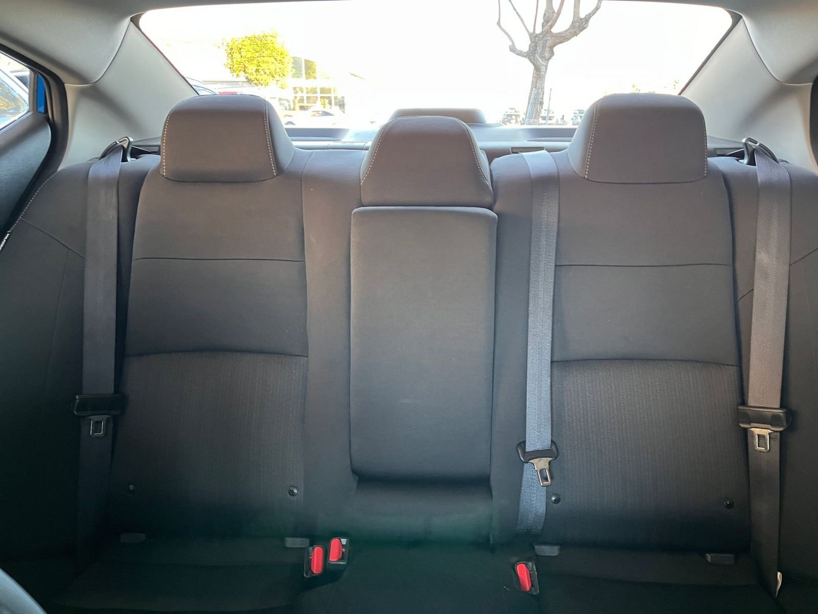 Used 2025 Nissan Altima 2.5 SV image 38