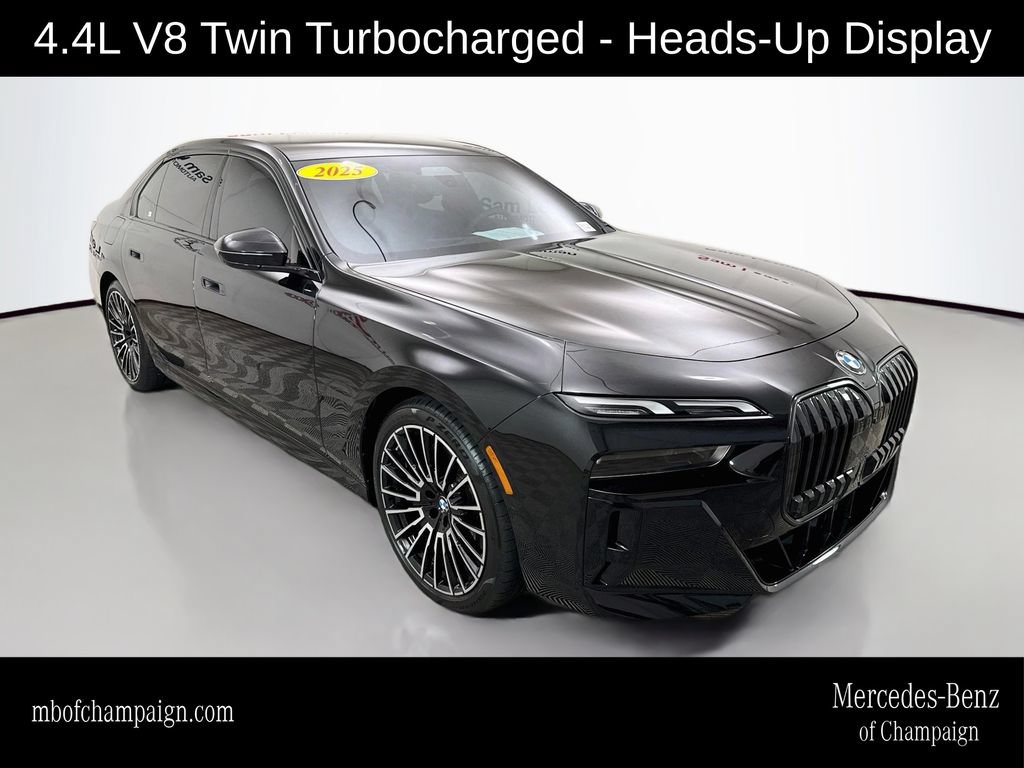 Used 2025 BMW 760i xDrive AWD/4WD video 1