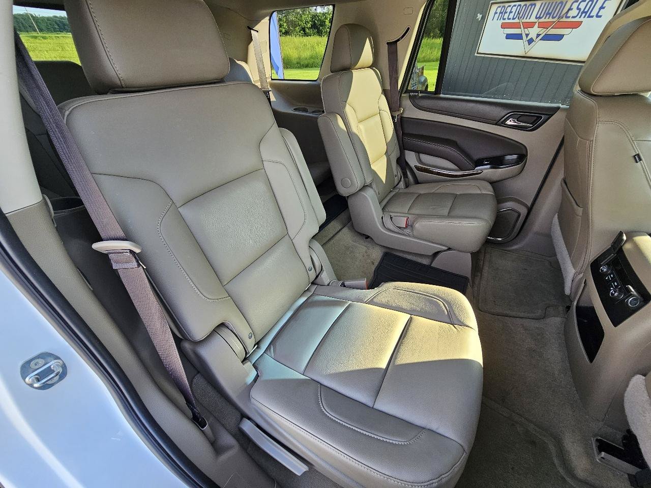Used 2018 Chevrolet Tahoe LT w/ Luxury Package AWD/4WD image 34