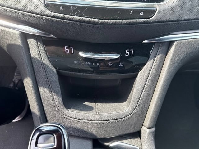 Used 2023 Cadillac XT5 Luxury AWD/4WD image 17