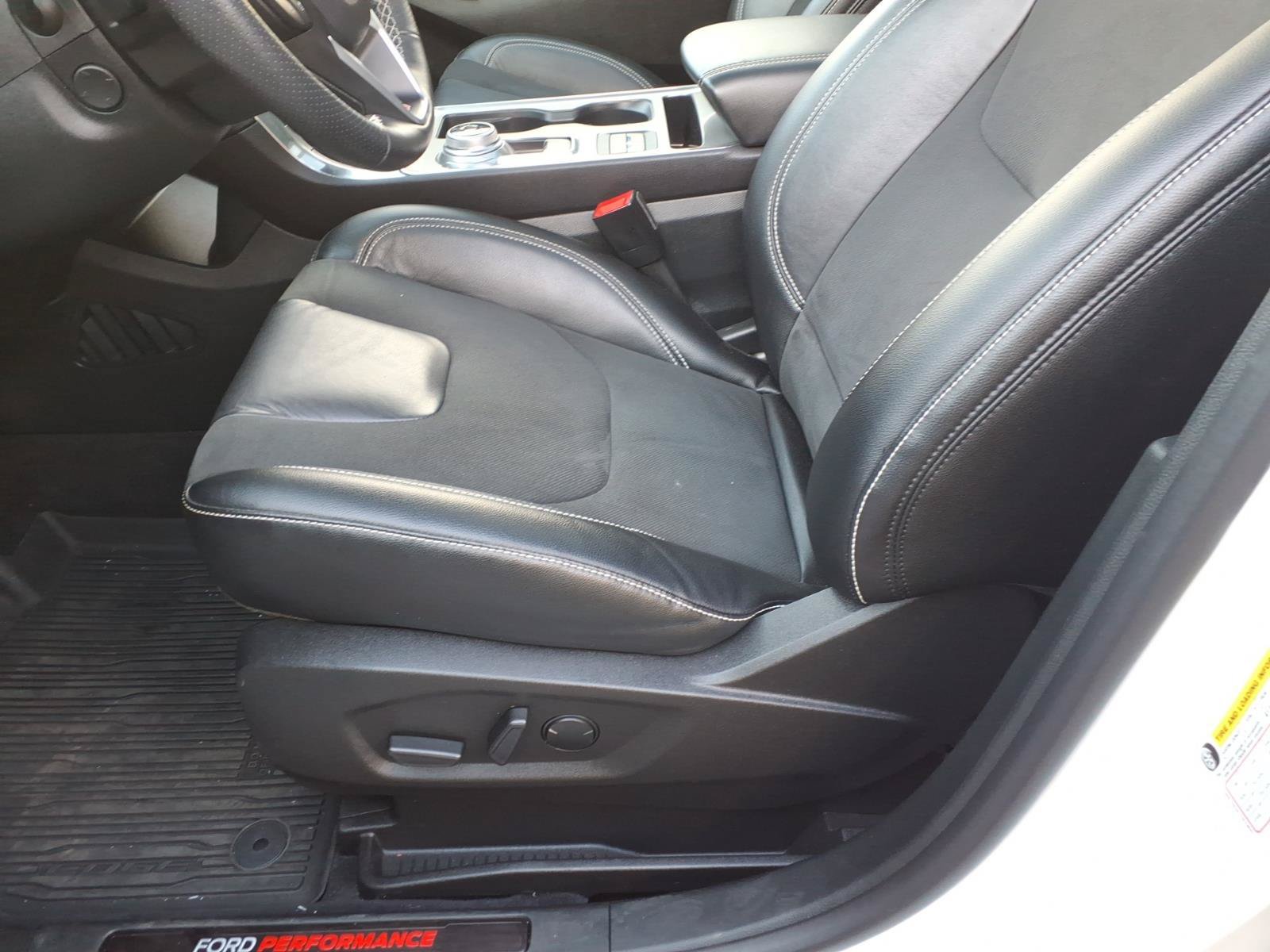 Used 2024 Ford Edge ST w/ Equipment Group 401A AWD/4WD image 18