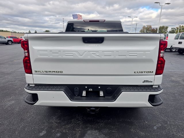 Used 2023 Chevrolet Silverado 1500 Custom AWD/4WD image 4
