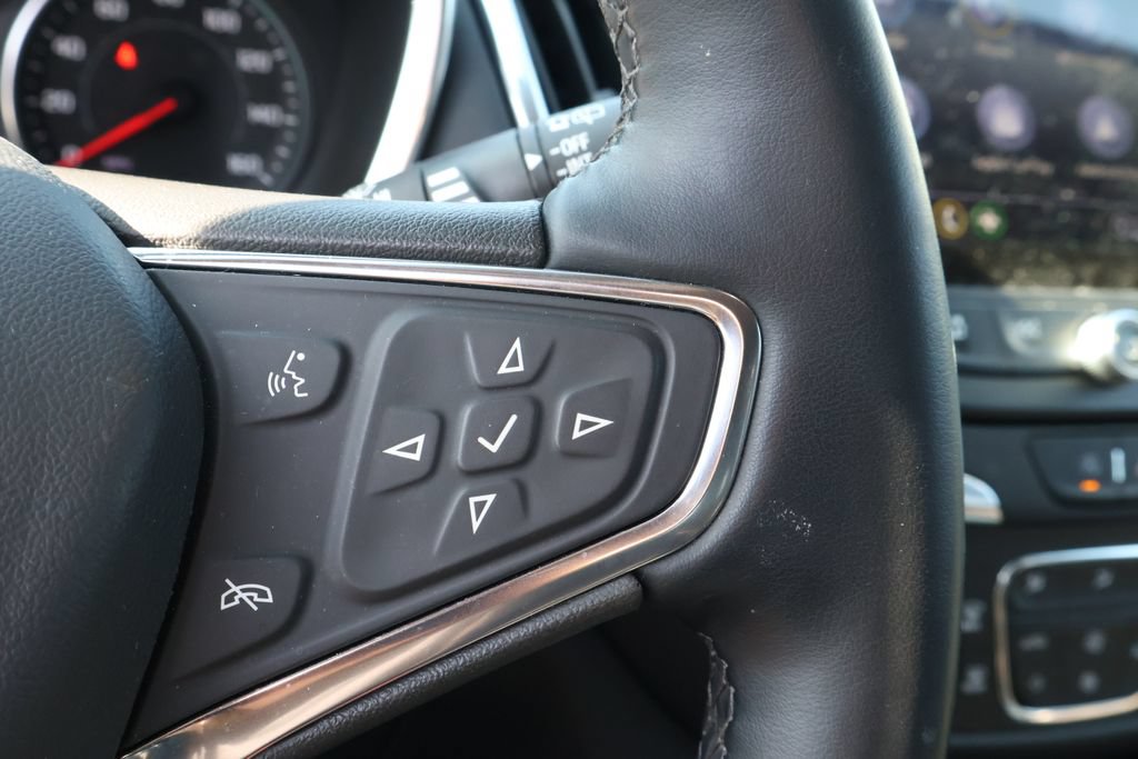 Used 2024 Chevrolet Equinox LT FWD image 19