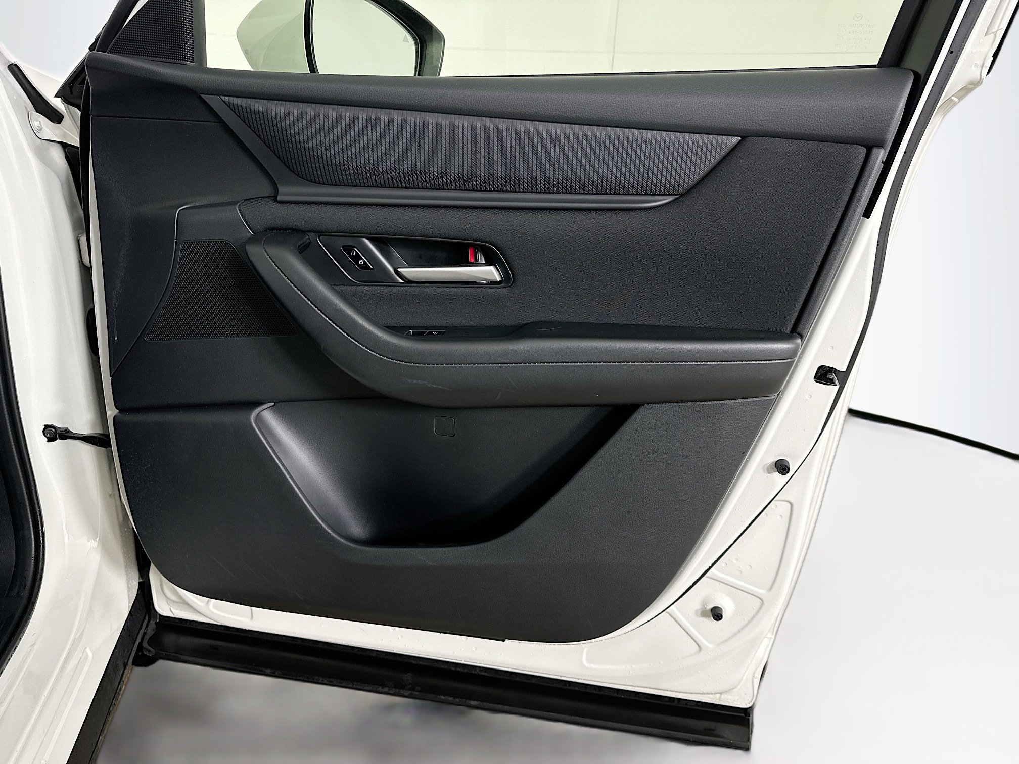 Used 2025 MAZDA CX-90 3.3 Turbo w/ Select Package image 33