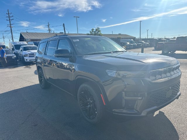 New 2026 Jeep Grand Wagoneer Limited AWD/4WD image 12