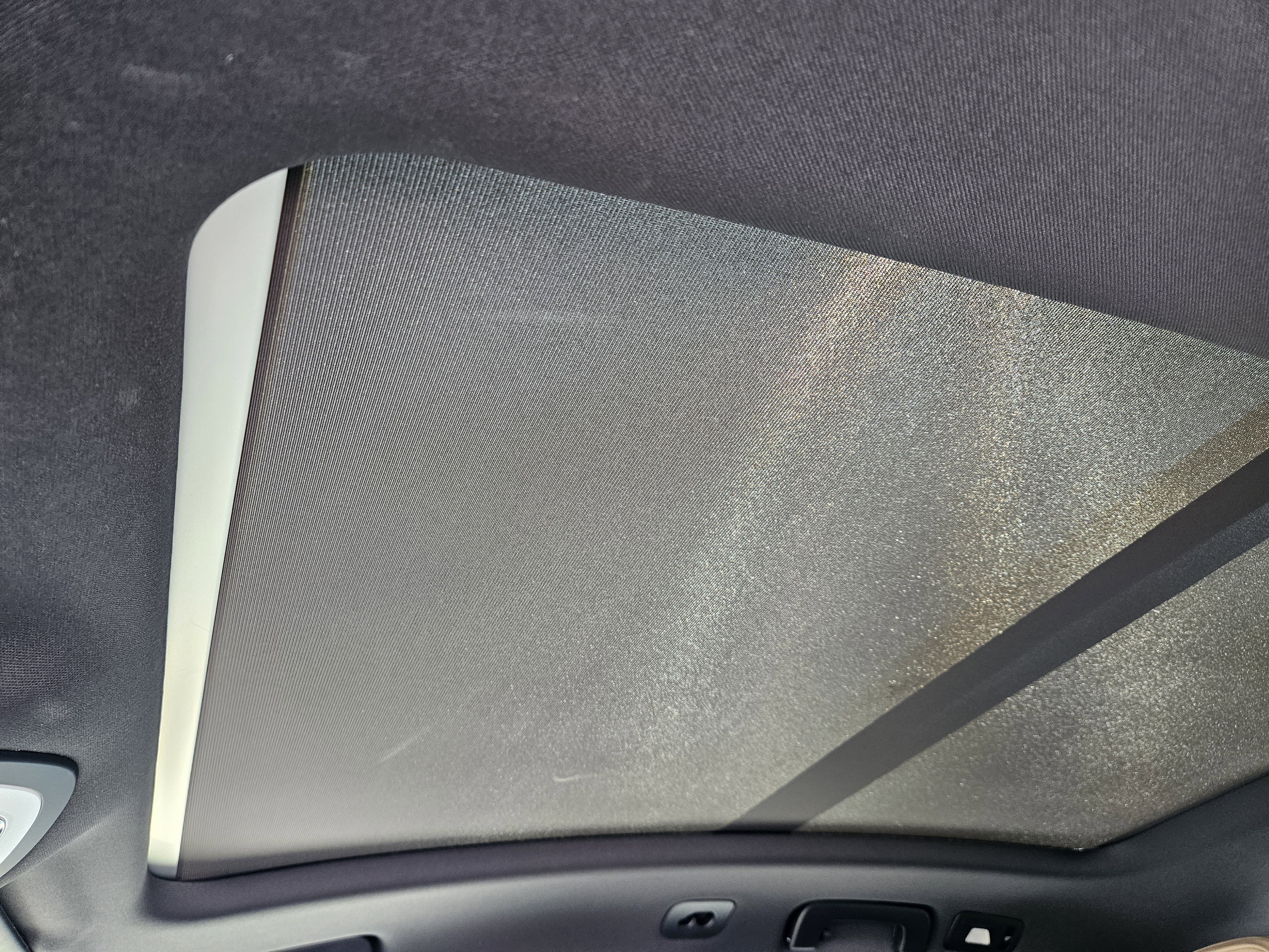 Certified 2025 Porsche Macan image 30