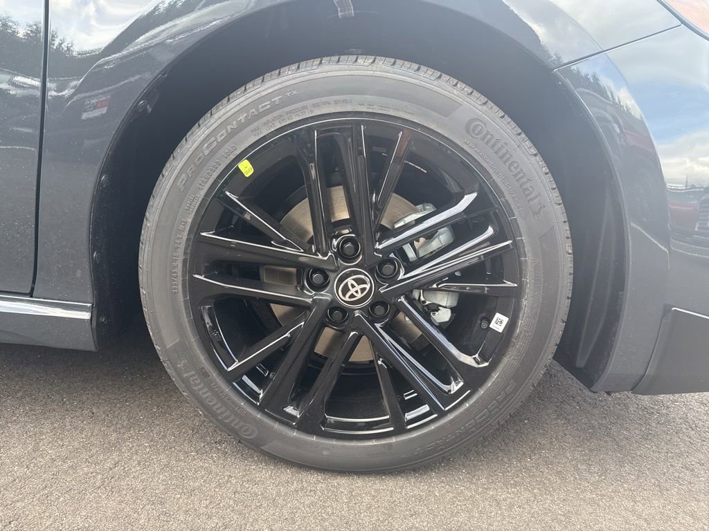 New 2026 Toyota Camry SE image 9