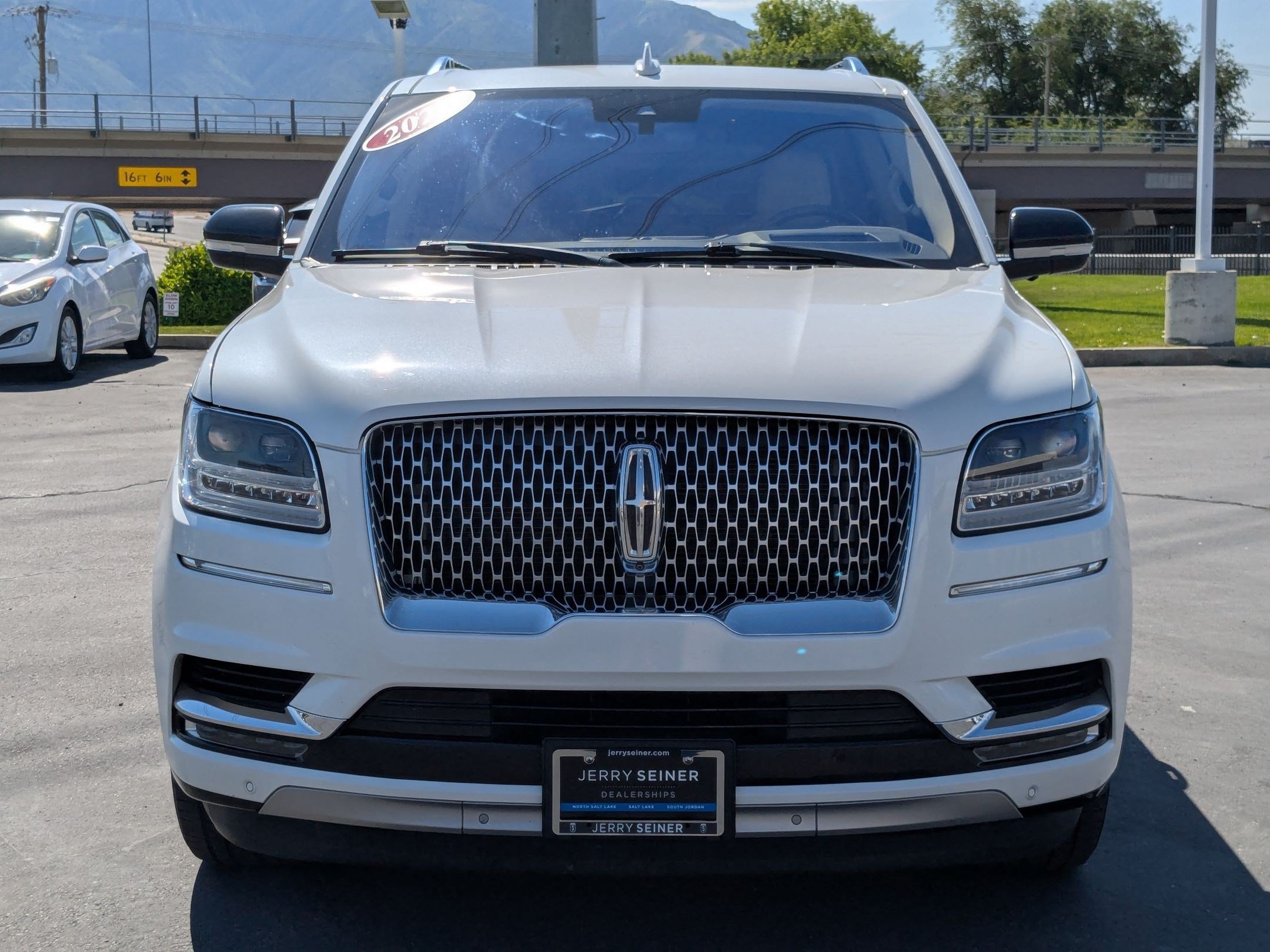 Used 2020 Lincoln Navigator Reserve w/ Luxury Package AWD/4WD image 8
