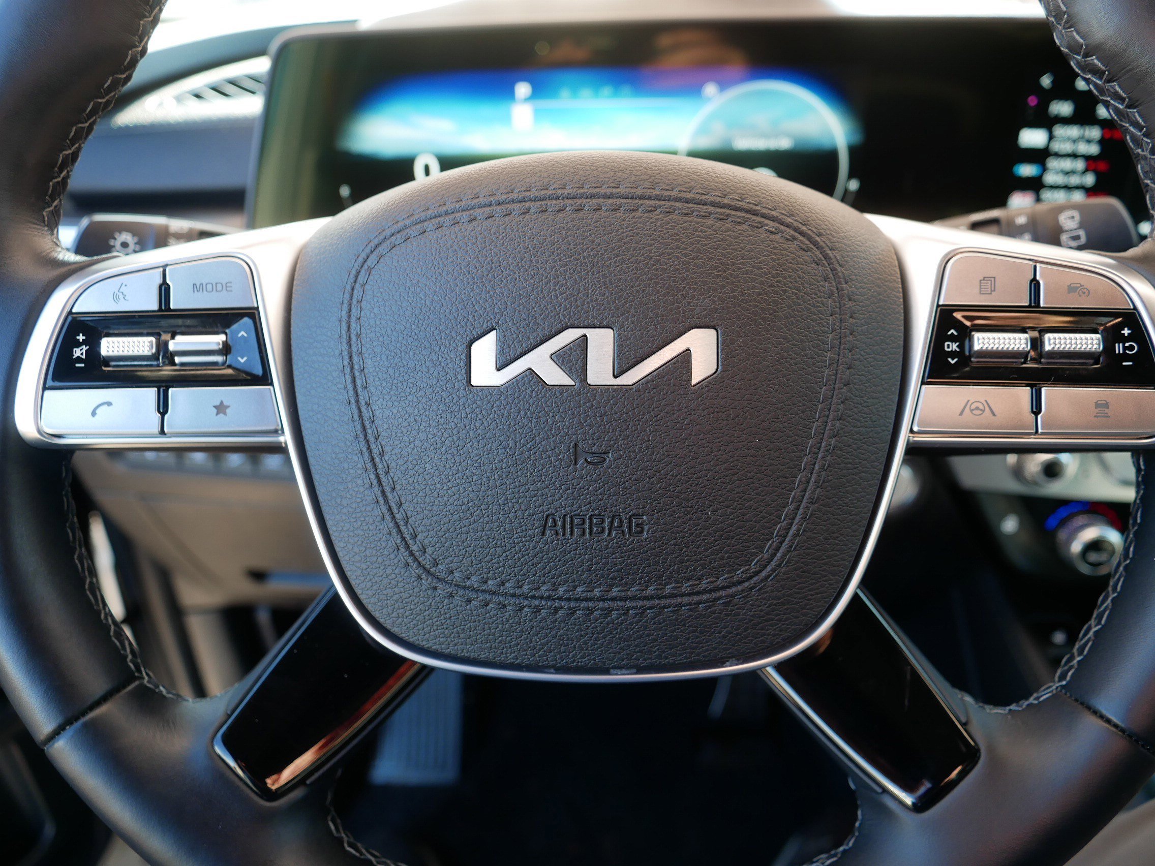 Certified 2024 Kia Telluride SX Prestige X-Line AWD/4WD image 25
