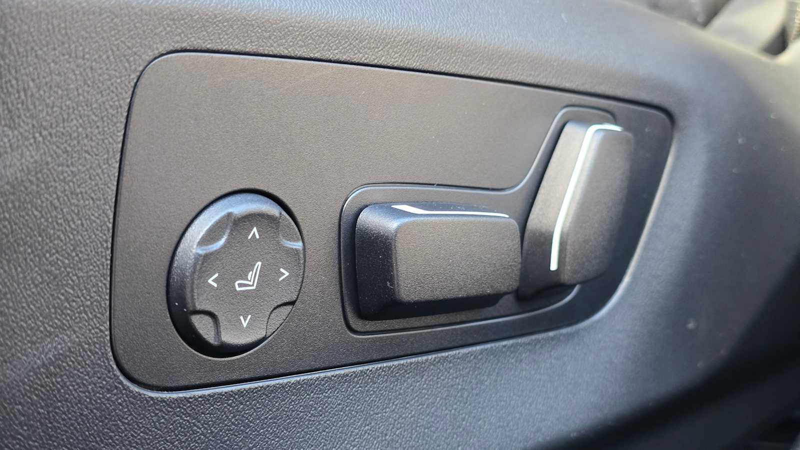 Used 2025 BMW i5 xDrive40 w/ M Sport Package image 26