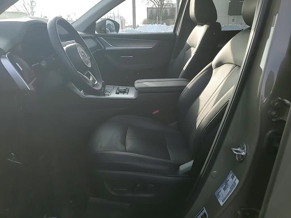 Certified 2023 MAZDA CX-5 Carbon Edition image 14