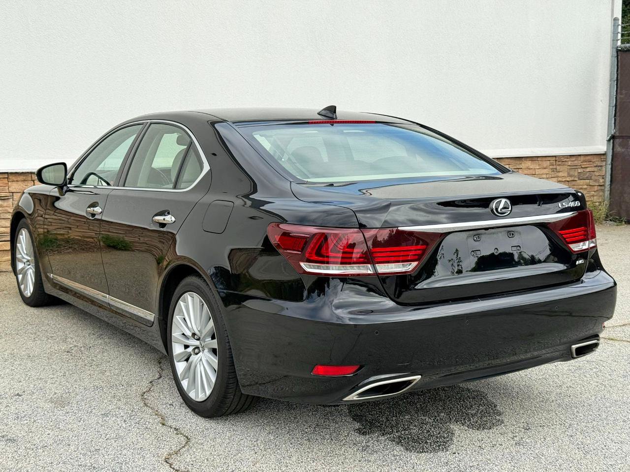 Used 2014 Lexus LS 460 AWD w/ Comfort Package image 10