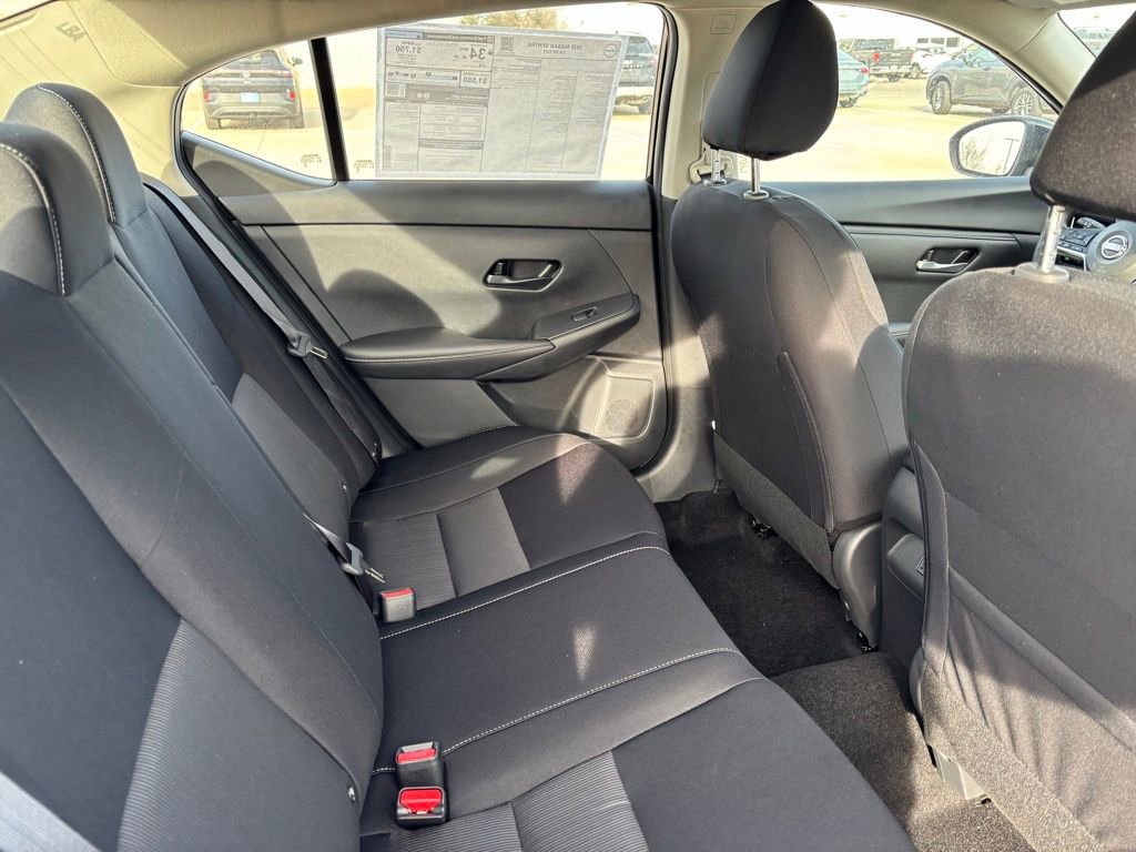 Used 2025 Nissan Sentra SV image 9