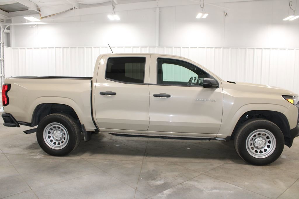 Used 2024 Chevrolet Colorado W/T image 11