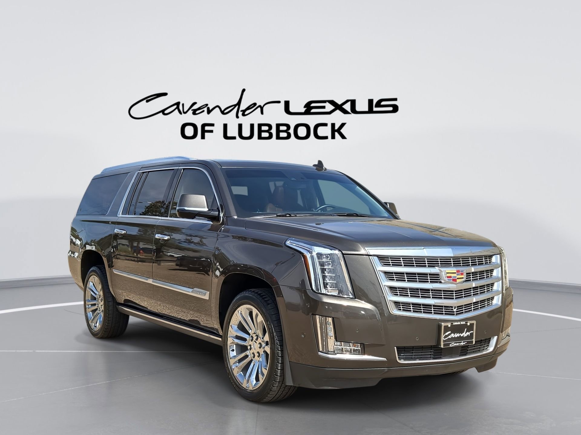 Used 2020 Cadillac Escalade ESV Premium Luxury w/ LPO, Radiant Package AWD/4WD image 1