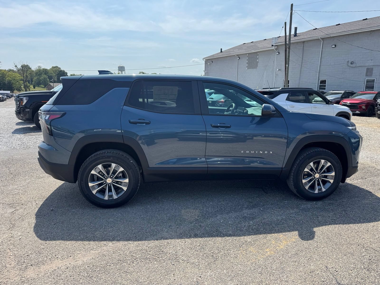New 2027 Chevrolet Equinox LT AWD/4WD image 7
