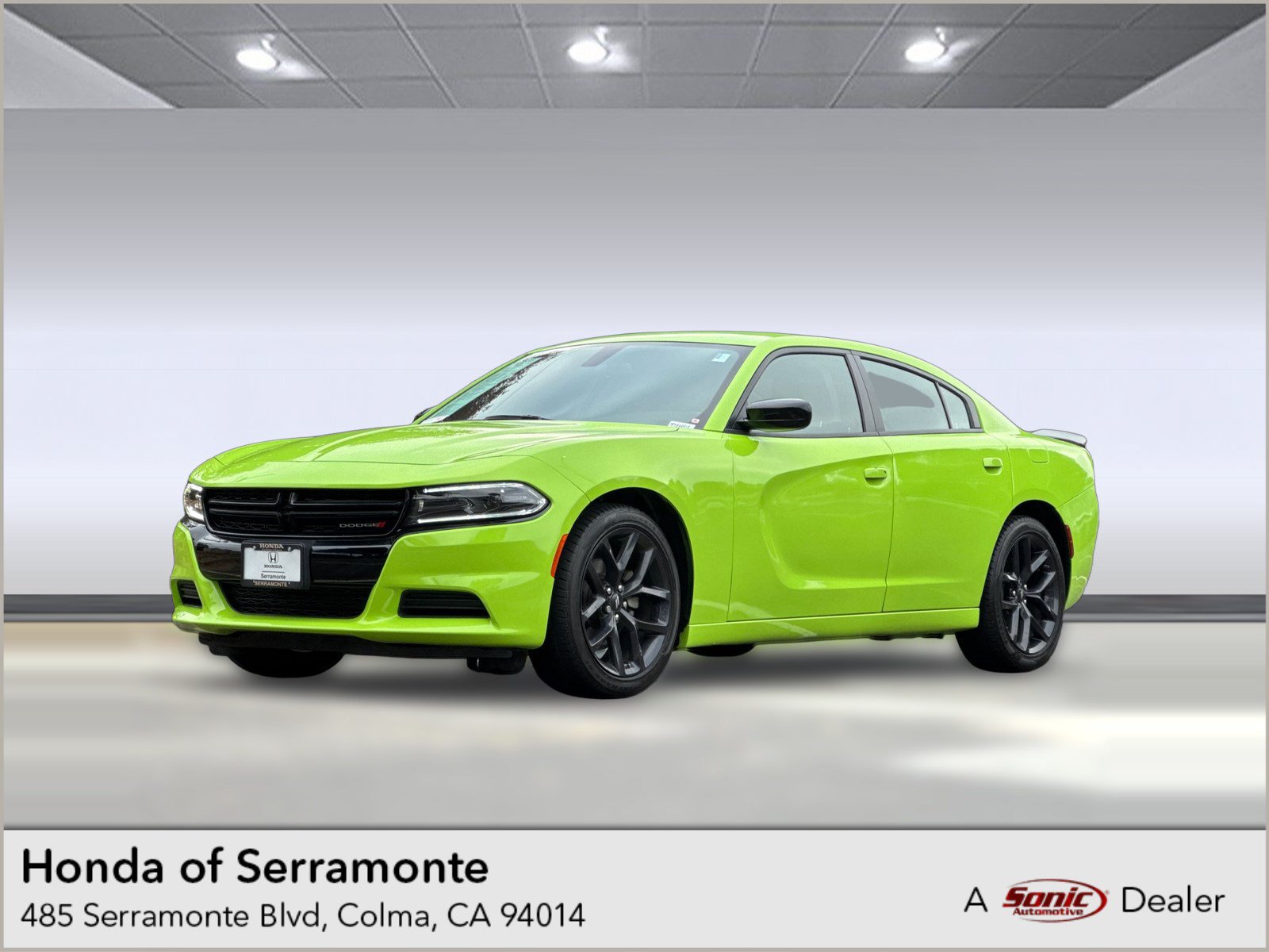 Used 2023 Dodge Charger SXT w/ Blacktop Package RWD image 1