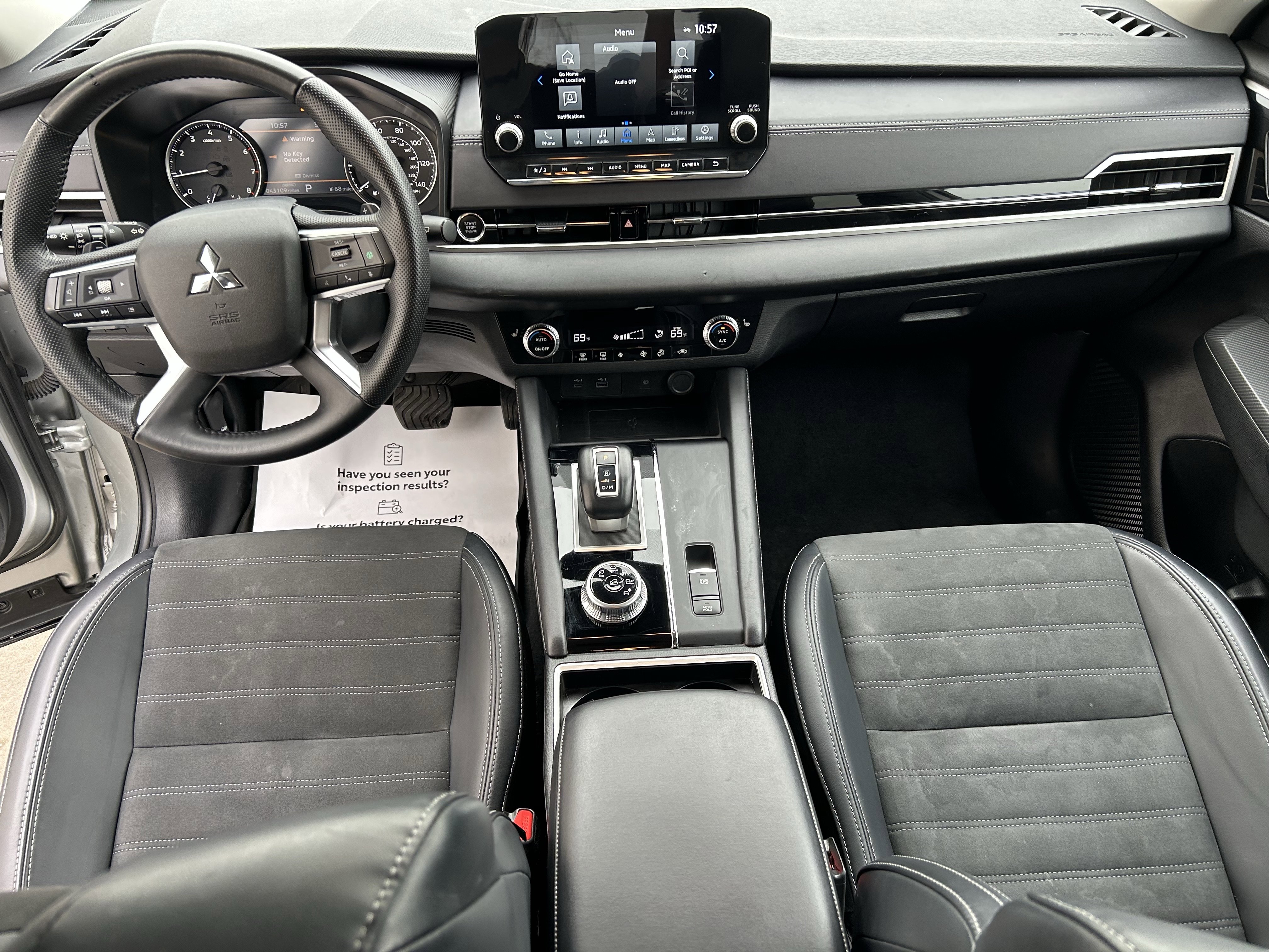 Used 2024 Mitsubishi Outlander SE image 18