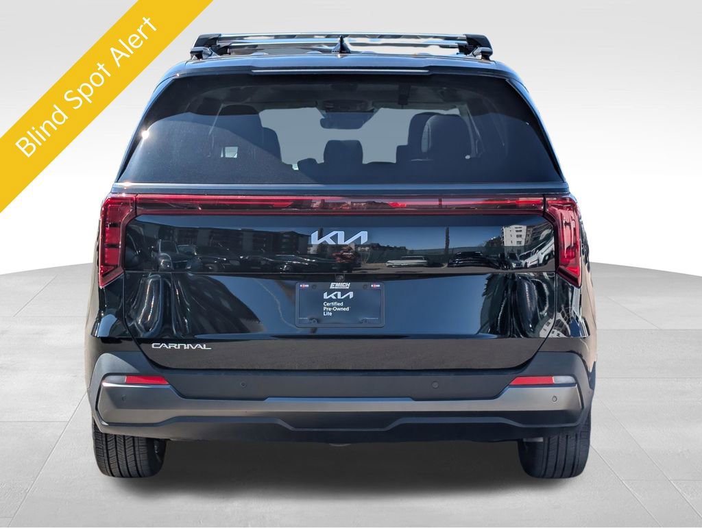 Certified 2025 Kia Carnival SX image 4