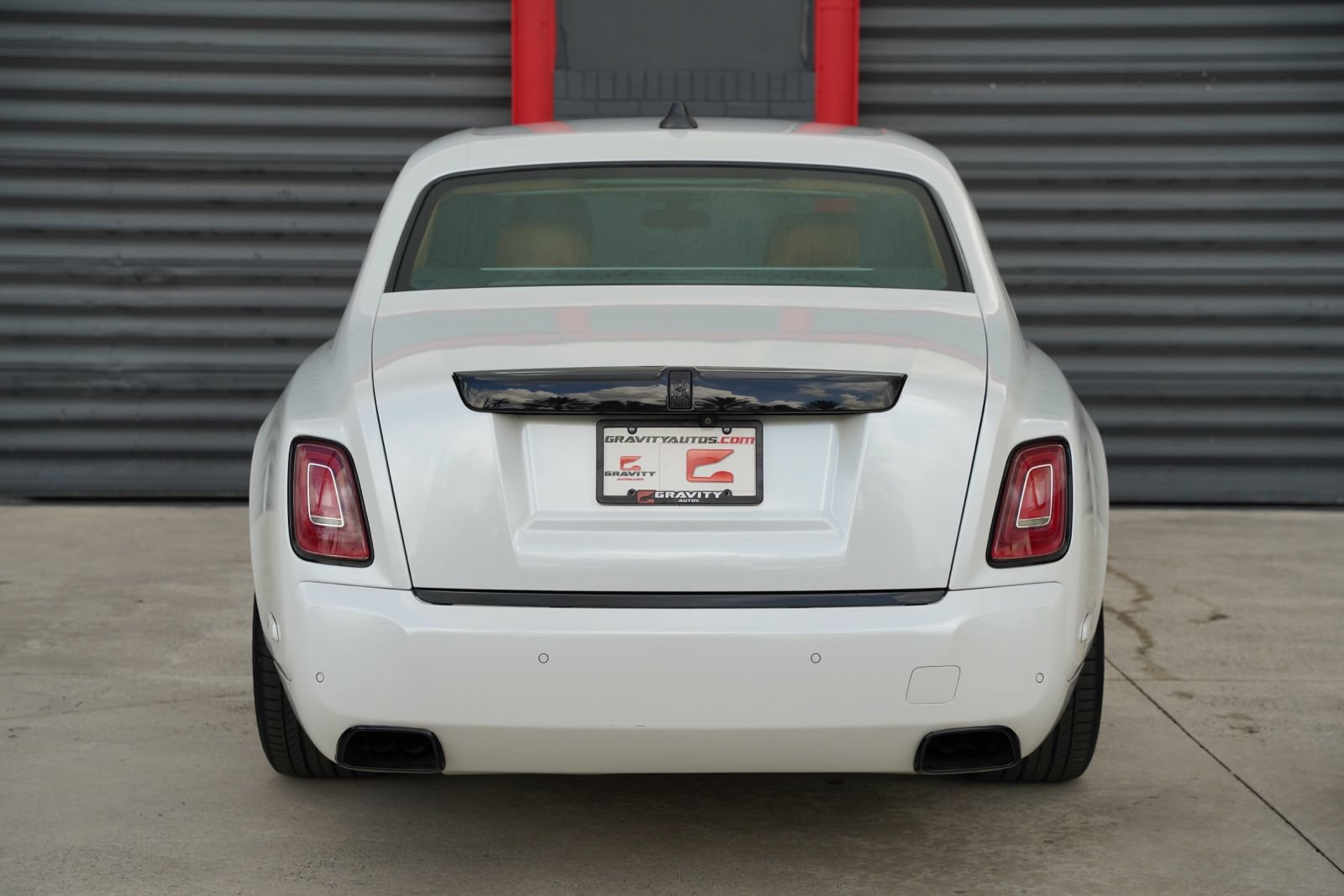 Used 2018 Rolls-Royce Phantom Extended Wheelbase RWD image 17