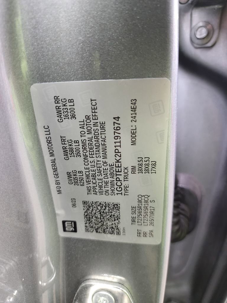 Used 2023 Chevrolet Colorado Trail Boss image 42