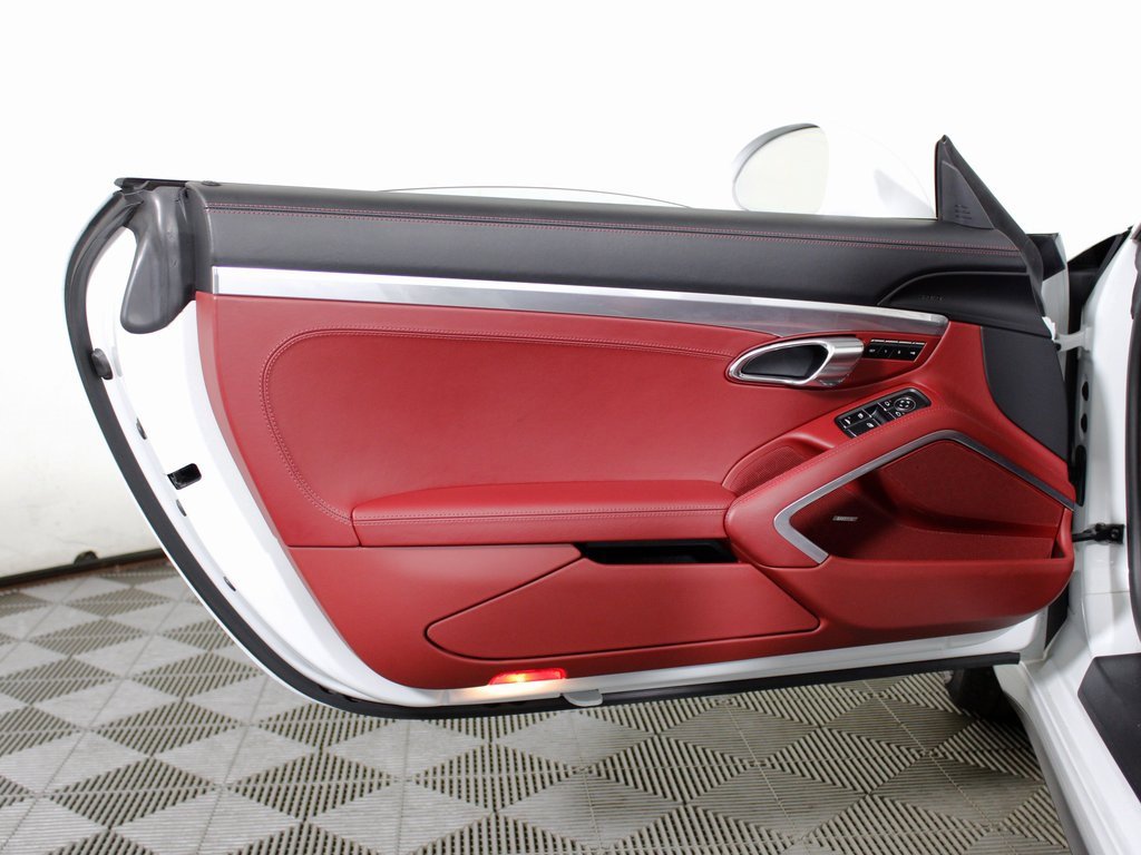 Used 2017 Porsche 911 Carrera 4S image 21