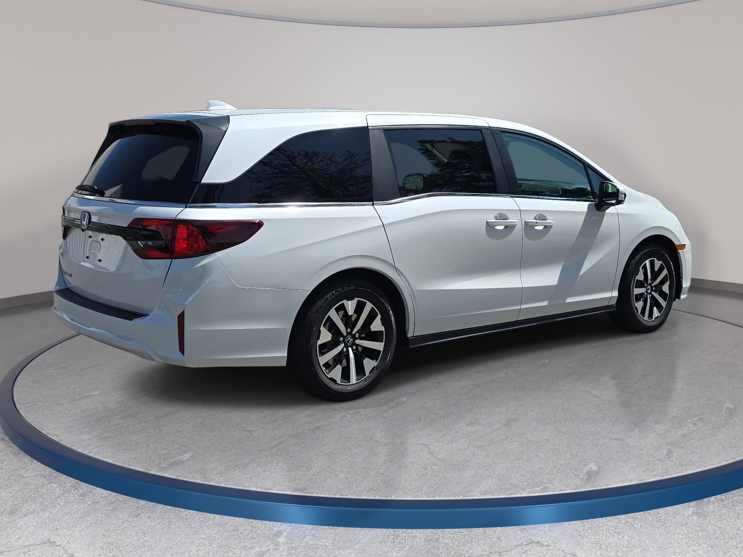 New 2026 Honda Odyssey EX-L image 5