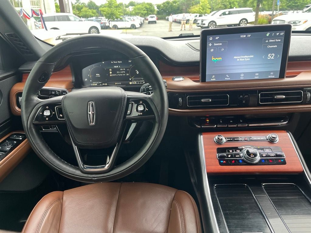 Used 2024 Lincoln Aviator Reserve w/ Elements Package Plus AWD/4WD image 17
