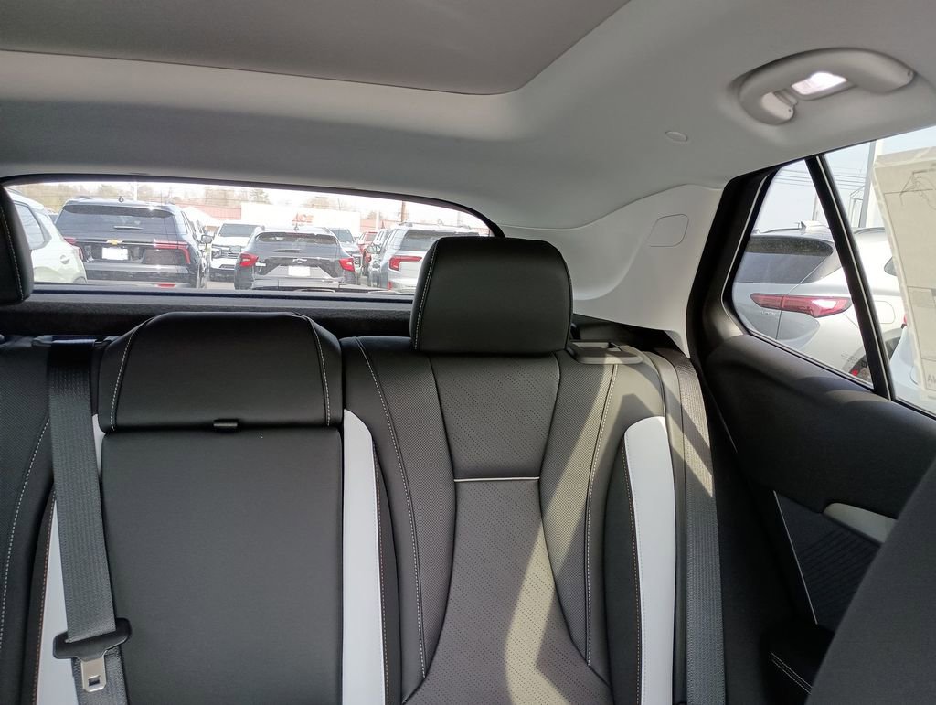 New 2026 Buick Envision Sport Touring image 14