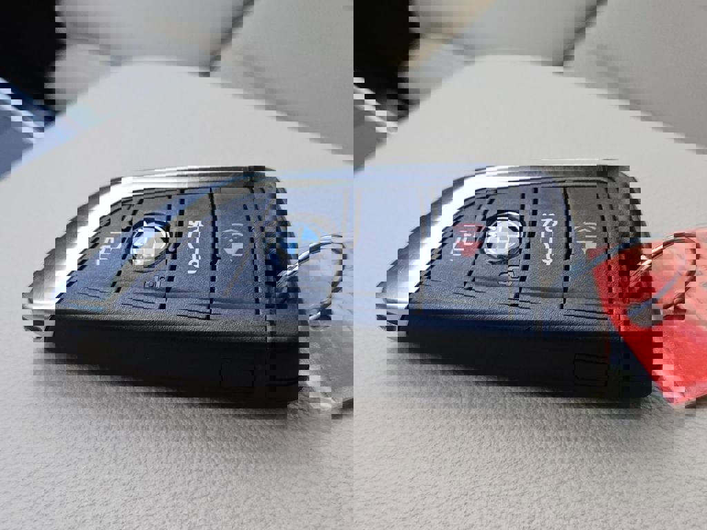 Used 2023 BMW X3 sDrive30i w/ Premium Package image 35