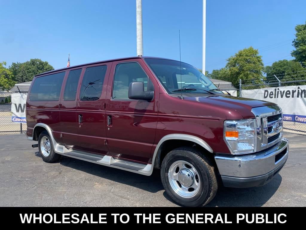 Used 2011 Ford E-150 and Econoline 150 XLT w/ XLT Premium Pkg