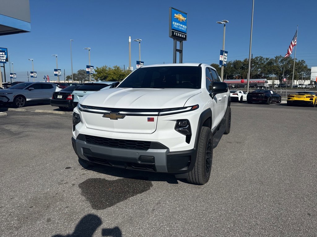 Used 2026 Chevrolet Silverado EV LT image 4