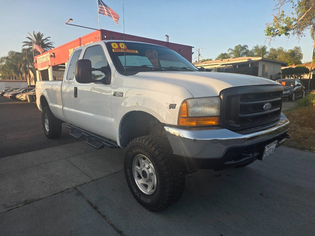 Used 2000 Ford F350 XL image 1